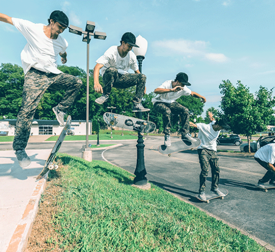 惠州市正徳户外拓展有限公司(以下简称"正德书院")是一家由多位资深